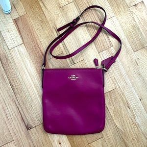 Coach Crossbody Purse- Excellent Condition